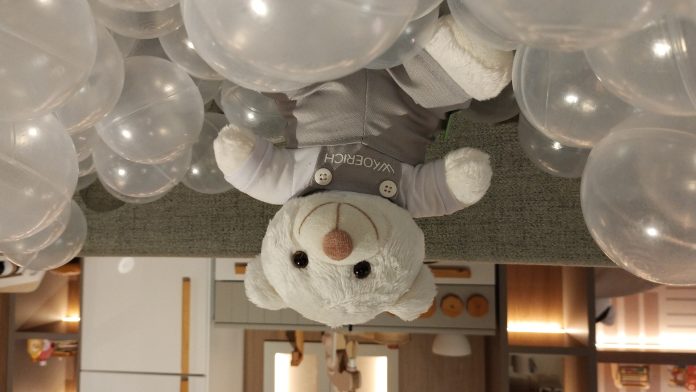 Ursinho mascote WKoerich para filhos de clientes