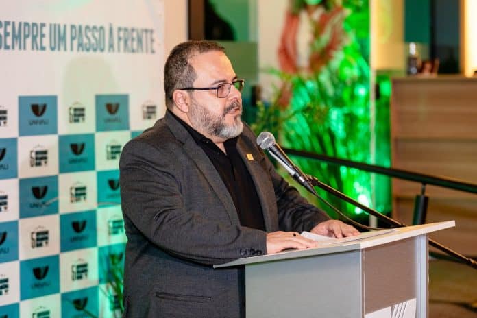 Univali anuncia 14 novos cursos de graduação em SC, com Veterinária e Construção Naval