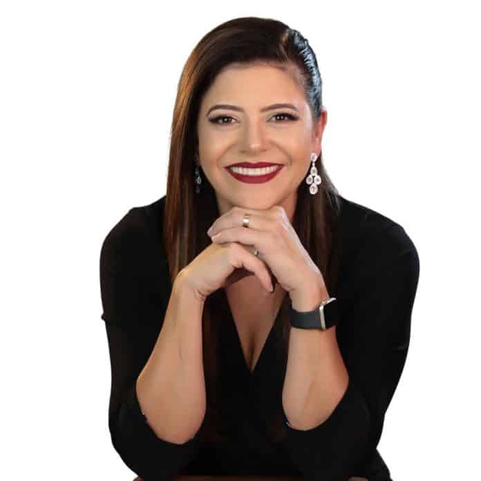Consultora empresarial Patrícia Santos, palestrante do CRECI Delas em Florianópolis