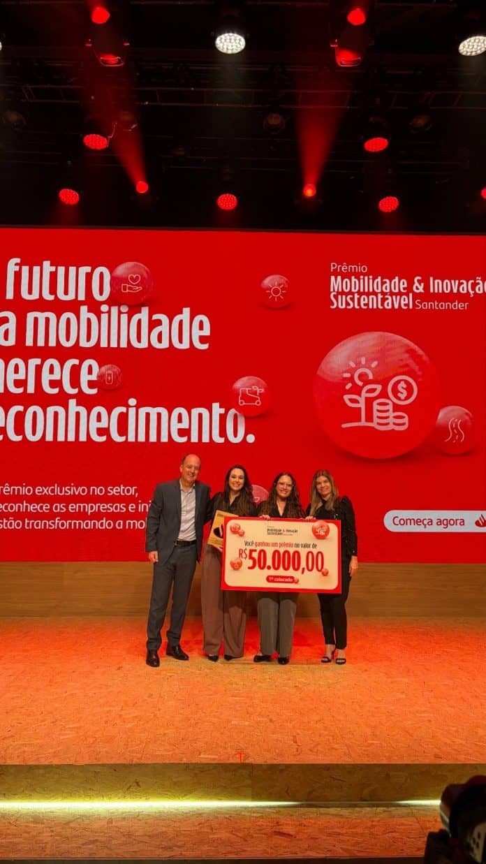 Equipe Dimas GWM e Santander na premiação de mobilidade sustentável