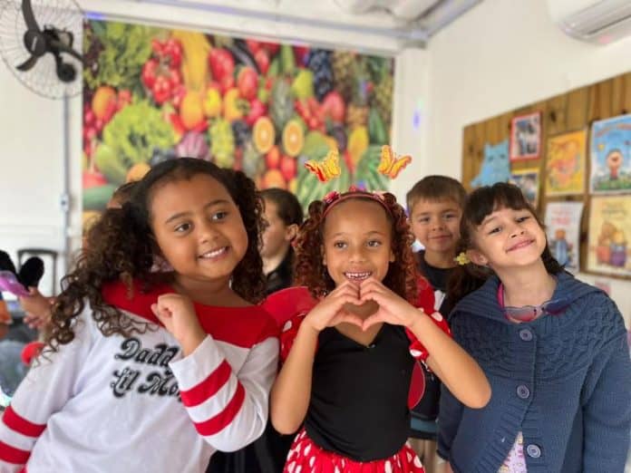 Criança em unidade de educação infantil da rede municipal de Florianópolis