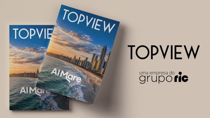 Capas da revista TOPVIEW AlMare SC com a orla de Balneário Camboriú ao pôr do sol, ao lado do logotipo da TOPVIEW e do Grupo Ric